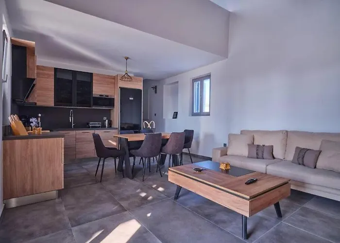 Elaia K1 Isterni (Paros)